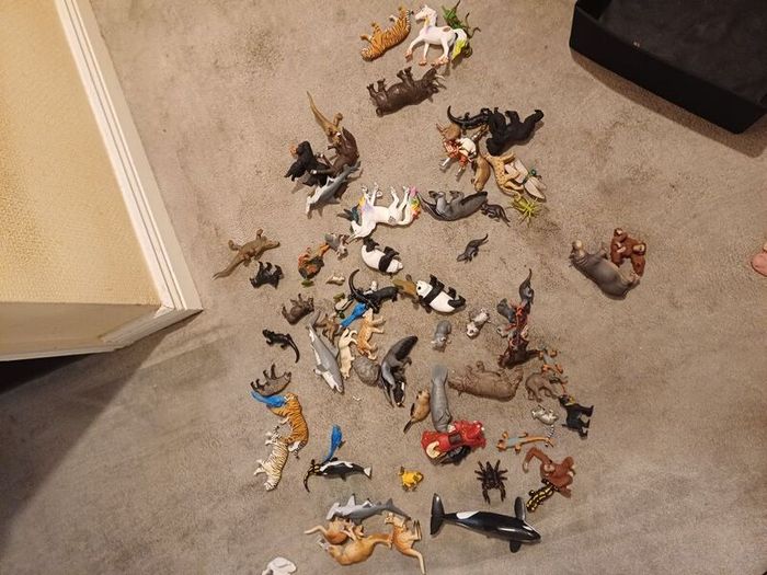 schleich animals figurines toys multiple items x 78
