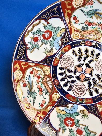 2 Vintage Japanese Gold Imari Decorative Plates , Ornament