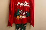 Christmas pyjamas (med)