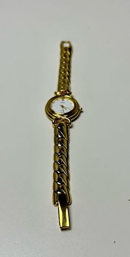 Vintage Sekonda Gold Tone Ladies Quartz Watch New Battery
