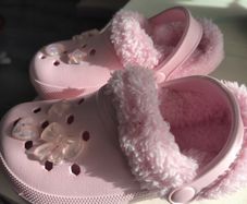 Girls Pink Fur Lined Clogs