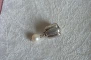 Pandora  charm with pearl drop and purple gemstone in great condition