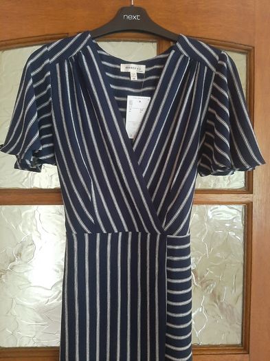 Brand New Dress, Size Medium
