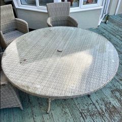 6 seat rattan table and chairs