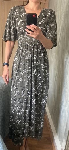 French Connection Dress . Size 8 . Great cond