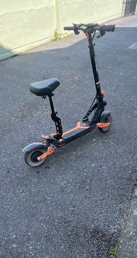 eletric scooter