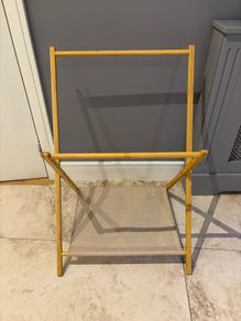 Clothes rack