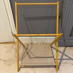 Clothes rack