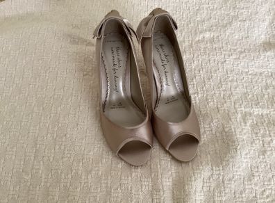 Red herring shoes New size 5
