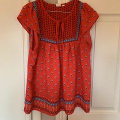 GAP patterned top (Size XS)