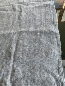 Linen table runner