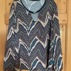 multicoloured blouse