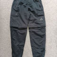 NEW.boy's trousers.age 11/12