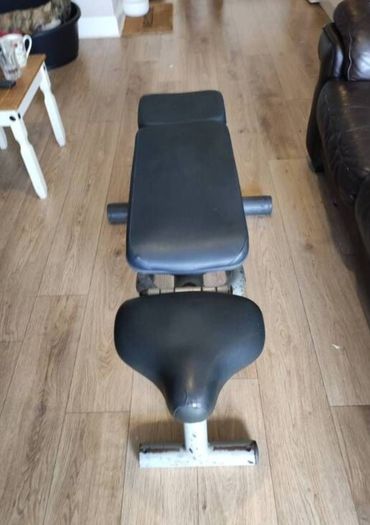 Technogym Bench