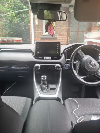 2020 Toyota RAV 4 Excellent condition ( 86'000KM)