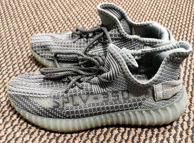 Adidas Yeezy Boost 350 V2 Carbon (Asriel)  Size 42 / UK 8