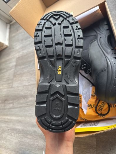 Site Onyx Safety Boots UK 7  Like New  Waterproof S3