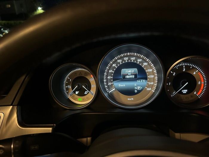 Mercedes-Benz E-Class 2015