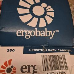 Ergobaby 360 carrier & insert