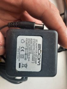 Zoom power supply