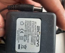 Zoom power supply