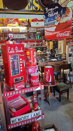 Vintage Retro coca cola can mini fridge