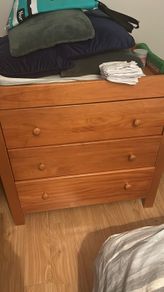 changing table/ chest of drawers