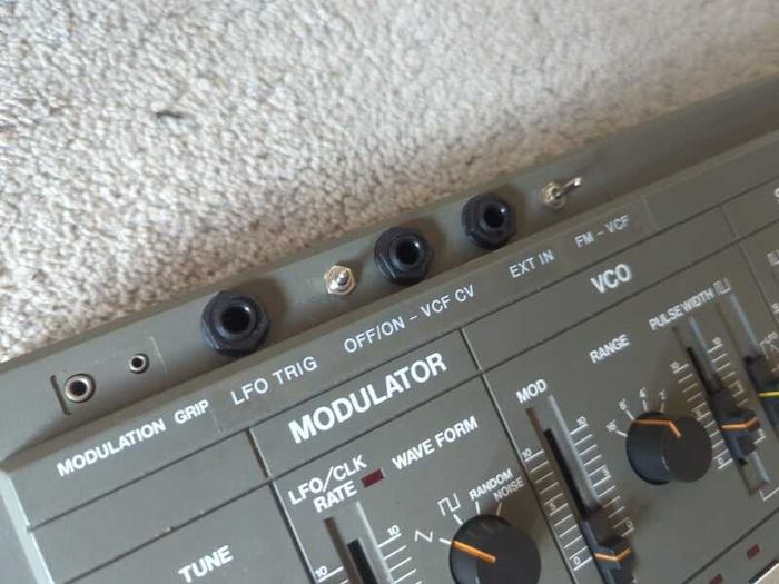 Roland SH-101 (serviced and modded) analog monosynth