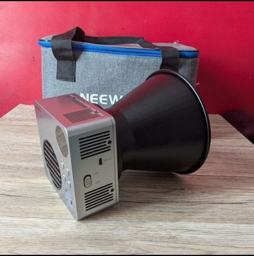 Neewer HB80C - Compact RGB Video light