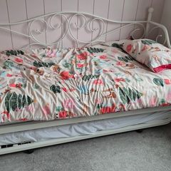 Kathrine Single Bed + Guest Bed