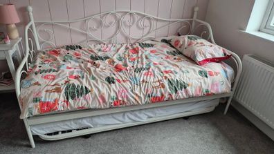 Kathrine Single Bed + Guest Bed