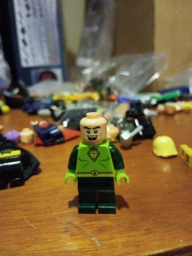 Lego Super Heroes Minifigures (70903)