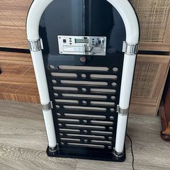 ITEK I60017 Bluetooth Jukebox