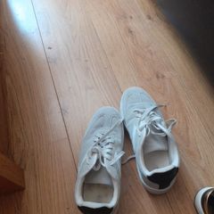 trainers size 6.5