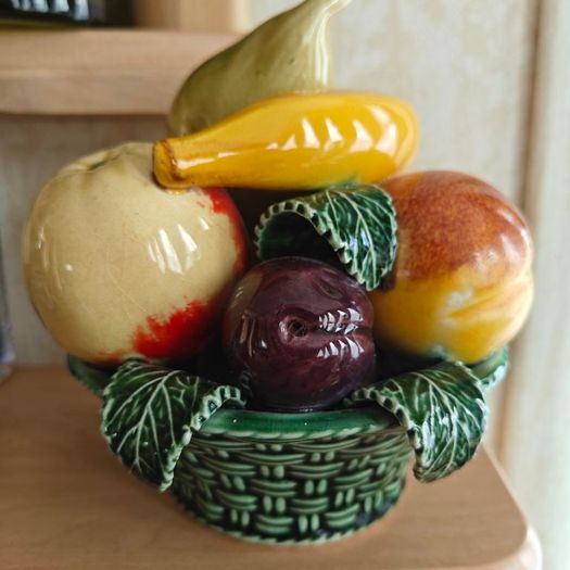 vintage 1960s Portugal made Majolica style ceramic fruit basket centerpiece very retro