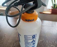 Hozelock PortaShower 7L Portable Outdoor Shower / Pressure Sprayer