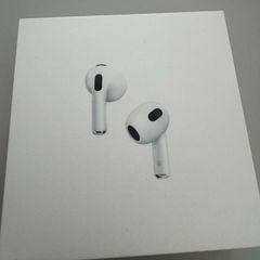 airpods : airpods 3 with magsafe charging case