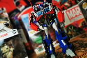 Transformers Prime ! Robots in Disguise ! Weaponizer Optimus Prime !