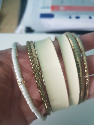 Set of braclets
