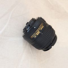 Nikon zoom lens and accessories