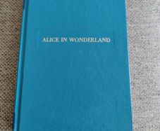 Alice in Wonderland by Lewis Carroll 1950's hardback in very good condition with signs of wear on the cover see photos FREE STANDARD POSTAGE INCLUDED