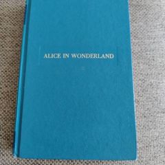 Alice in Wonderland by Lewis Carroll 1950's hardback in very good condition with signs of wear on the cover see photos FREE STANDARD POSTAGE INCLUDED