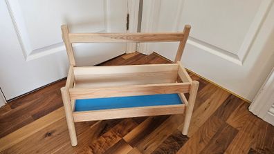 Kid's book rack