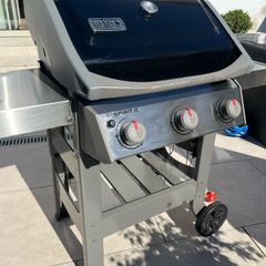 Weber Spirit II 3-burner BBQ - only 9 months old!