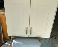 kitchen wall press
