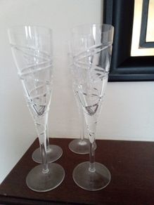 champagne flutes