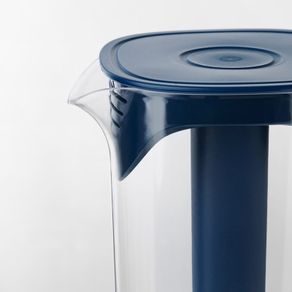 Water jug with removable refreeze-able ice pack.