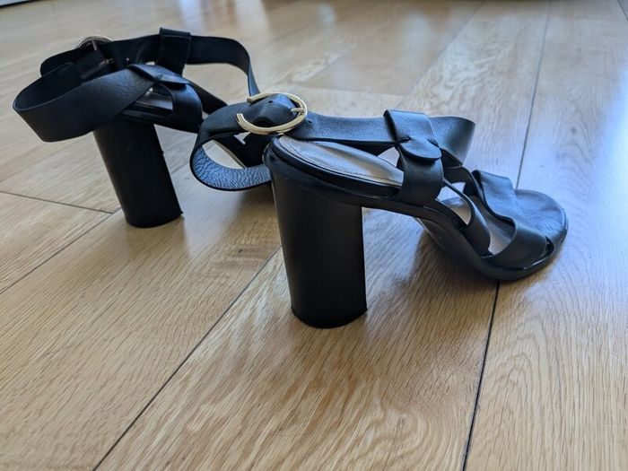 Black high heel sandals Minelli