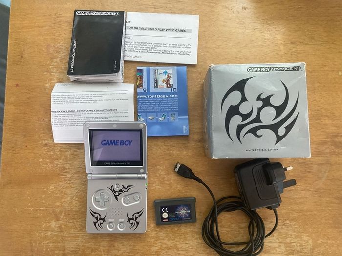 Nintendo Gameboy Advance SP - boxed
