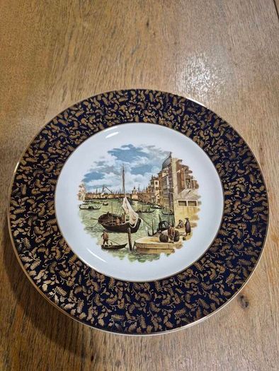Decorative wall plates, Wood and Sons